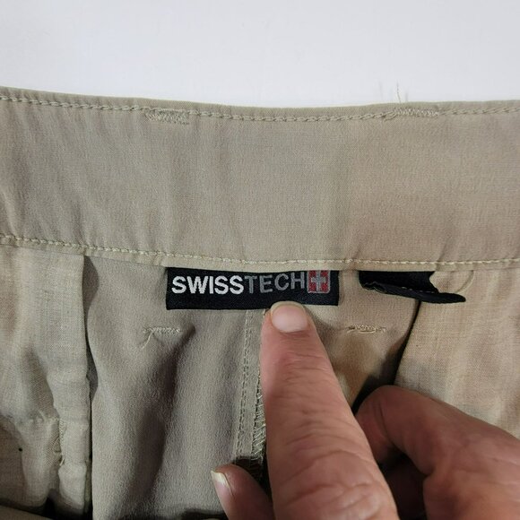 Swiss Tech Performance Shorts, Men 38, Khaki, Pockets, 10" Inseam, New with Tags - Picture 5 of 10